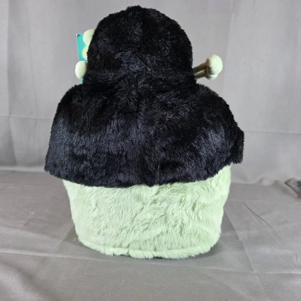 Disney Pillowfort Tiana Hooded Blanket Green Kids Wearable Faux Fur 40x50